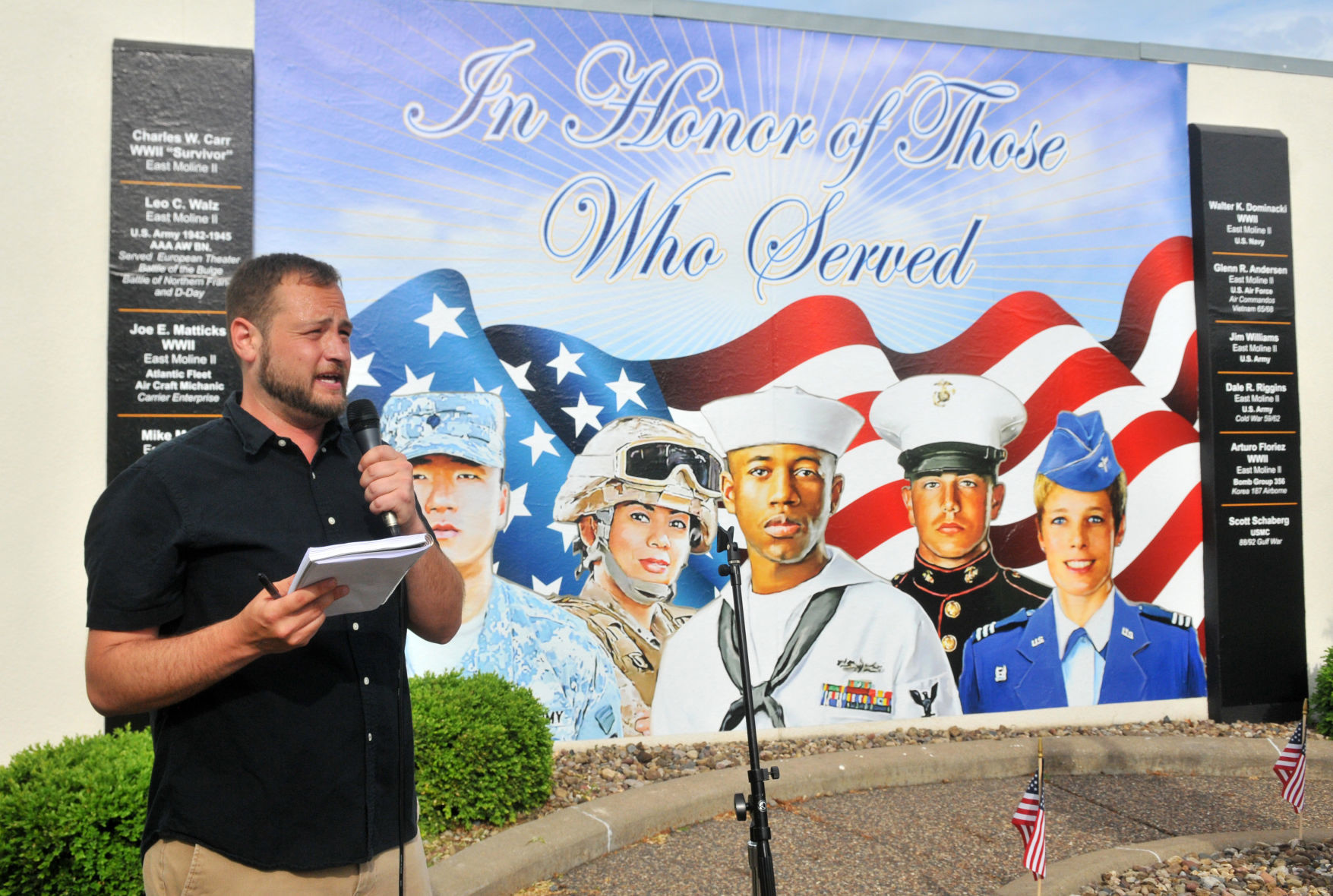 111818-qct-bigstory-eastmo-024